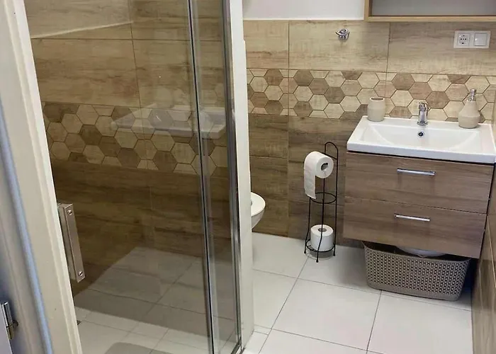 Suzi Number 3 アパート プリヴラカ