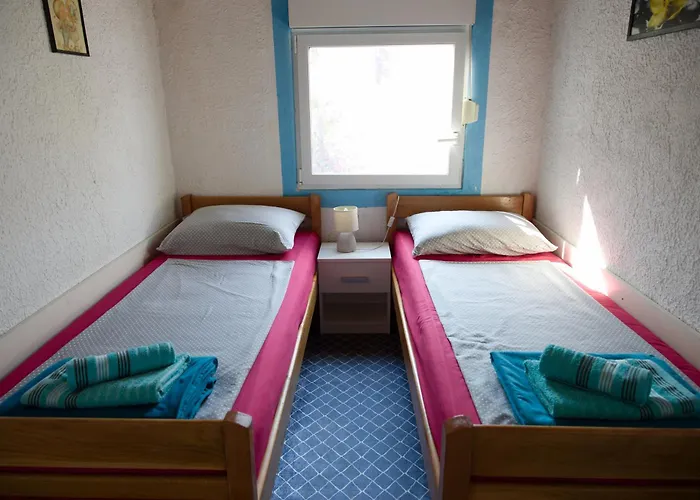 アパート Suzi Number 3